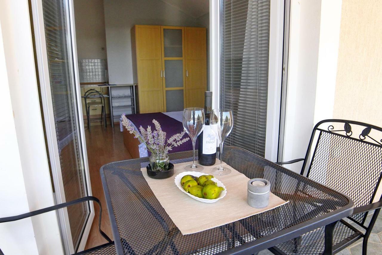 Apartmani Olives Nin Εξωτερικό φωτογραφία