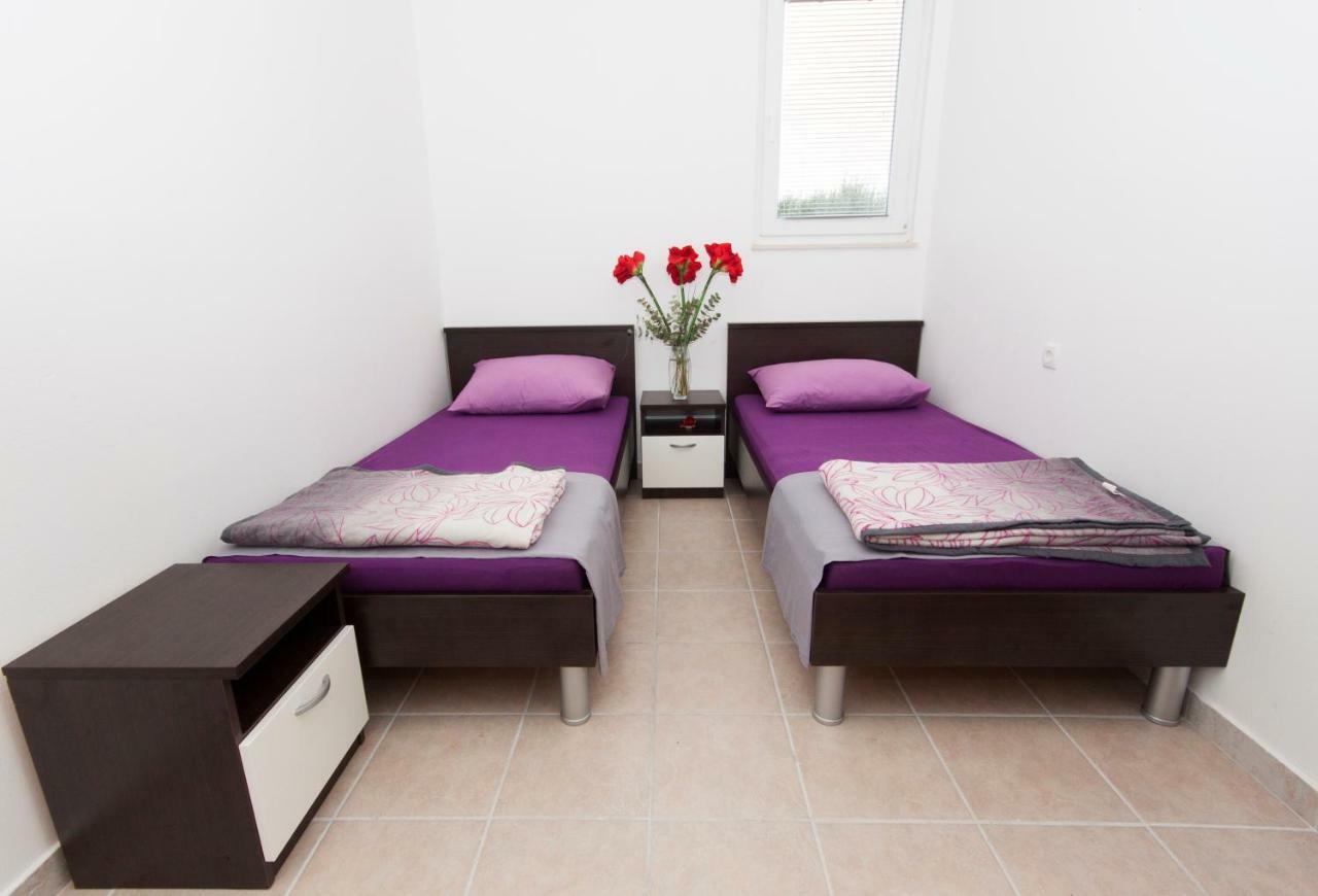 Apartmani Olives Nin Εξωτερικό φωτογραφία