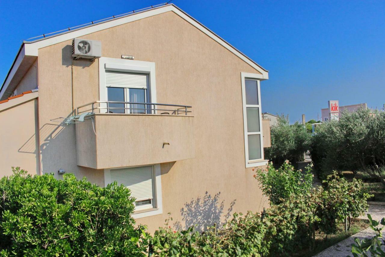Apartmani Olives Nin Εξωτερικό φωτογραφία