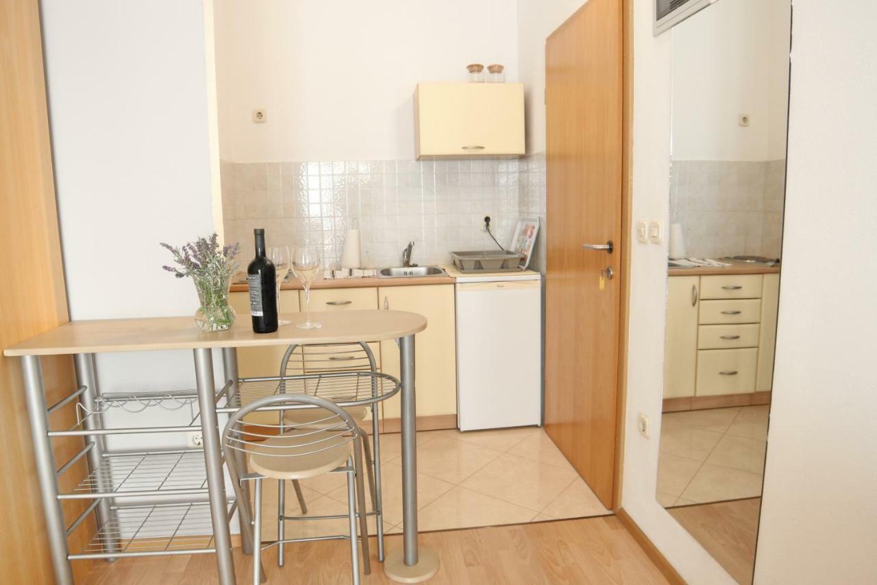 Apartmani Olives Nin Εξωτερικό φωτογραφία